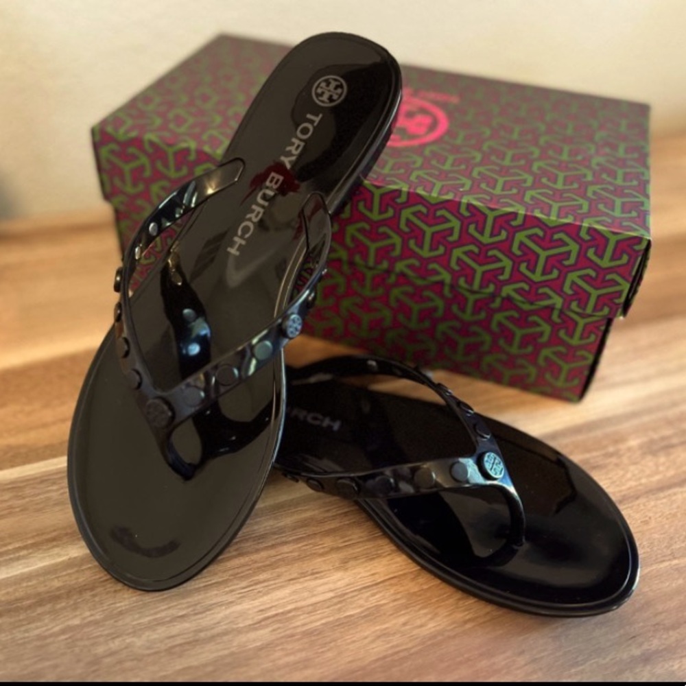 NWB Black Tory Burch Size 8 Studded Flip Flops